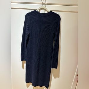Navy sweater dress Vince size M.